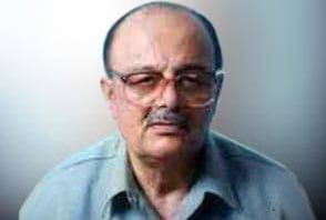 Profdilipmandal's tweet photo. 5 अप्रैल, 2006 को तत्कालीन केंद्रीय मानव संसाधन विकास मंत्री अर्जुन सिंह ने केंद्र सरकार के शिक्षा संस्थानों ने 27% ओबीसी आरक्षण लागू करके लाखों ओबीसी की दुनिया बदल दी। IIT, IIM, AIIMS, DU, BHU, NIFT, NEET सब जगह का ओबीसी कोटा वहीं से आया।

आज अर्जुन सिंह की जयंती है। नमन कीजिए। https://t.co/HeqVgGlRrI