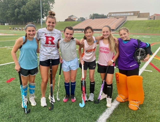 USAFieldHockey's tweet photo. “Never stop learning, because life never stops teaching.” - Kirill Korshikov #FUNFriday #GrowTheGame 🏑

Thankful for all the athletes that have come before us so we can continue to learn from them and grow the game! 

📸: Holly Wall https://t.co/eSu1KAOLcp