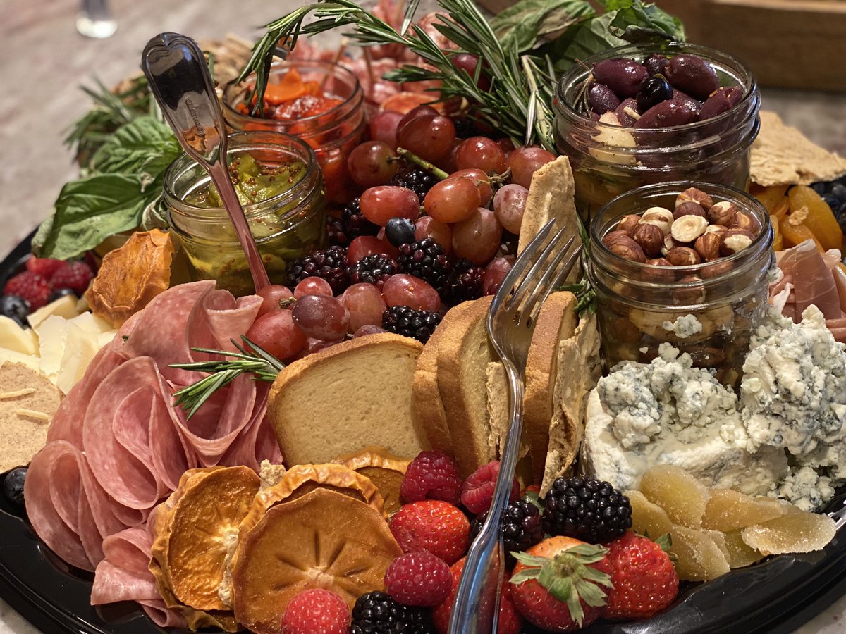 ColeforPV's tweet photo. When we needed help catering our Election Night Watch-turned-Victory Party, @CaffetteriaCafe came through! In addition to their great restaurant, keep this Ward One gem in mind for all of your catering needs!

5/5 stars - would recommend! ⭐️ https://t.co/kQG49zTSaE