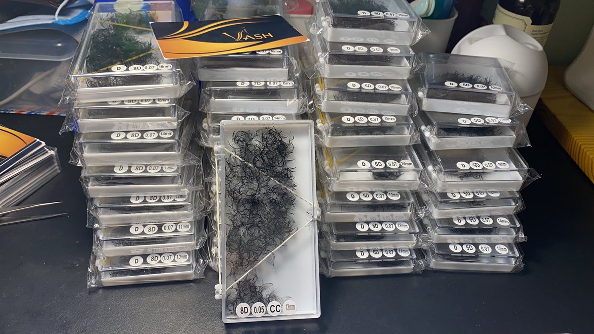 FactoryLash tweet picture
