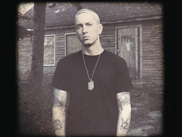 EminemLegendTR's tweet image. &quot;So as long as I’m on the clock, punching this time card
Hip-hop ain’t dying on my watch&quot; - @Eminem, Rhyme or Reason

#MMLP2