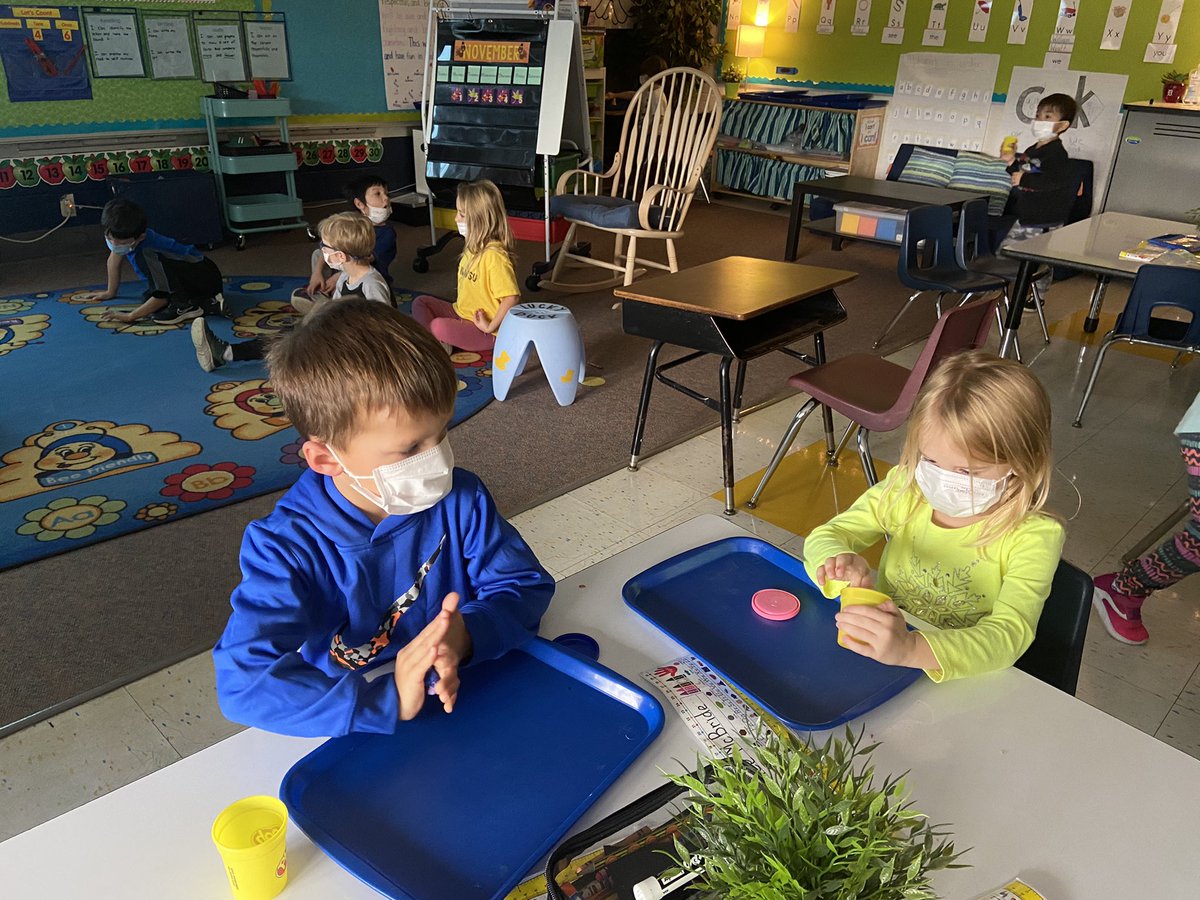 WPSMonroe's tweet photo. Each day, after recess and lunch, our Mustangs have Quiet Time. 

Quiet Time offers an opportunity for students to transition back into the classroom in a purposeful and relaxed way so they are better ready for an afternoon of learning. https://t.co/fxAz8tDbKi