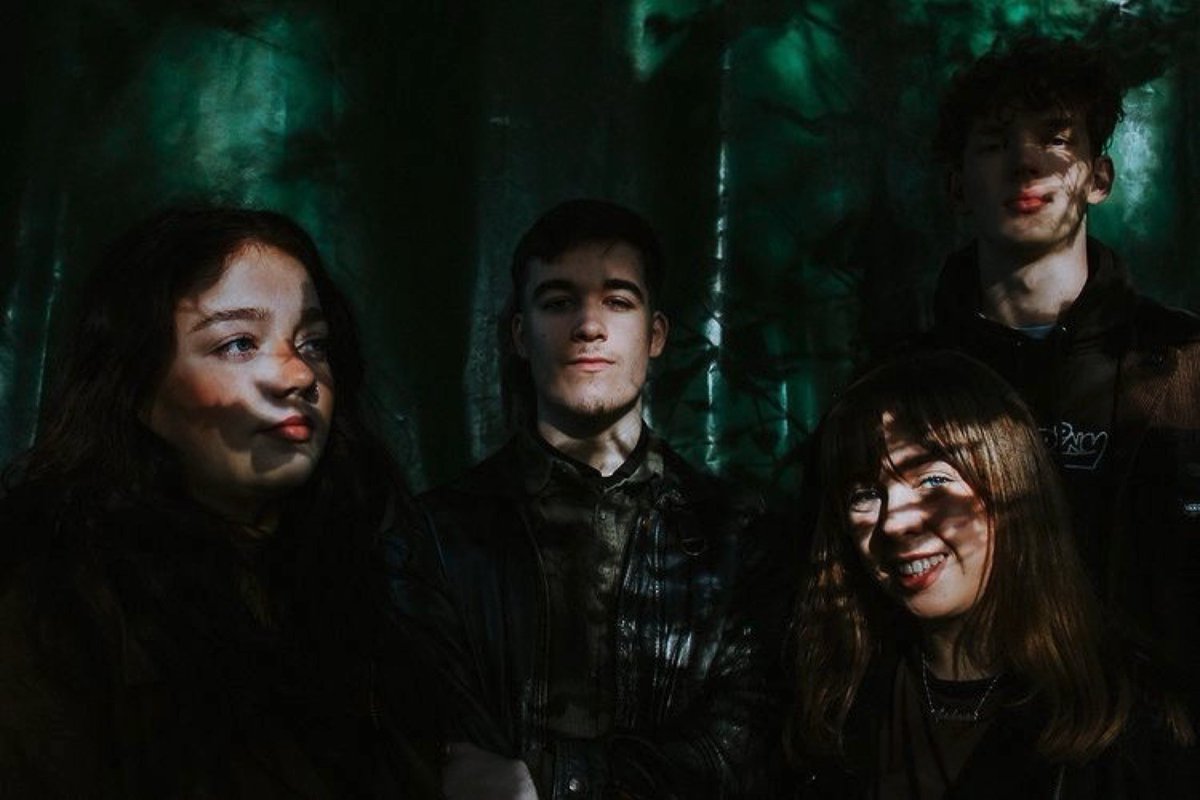 LEMONHAZE, OUT NOW
Our new song is out now! We hope you enjoy it❤️
📸 <a href="/YControlPhoto/">Y-ControlPhotography</a>