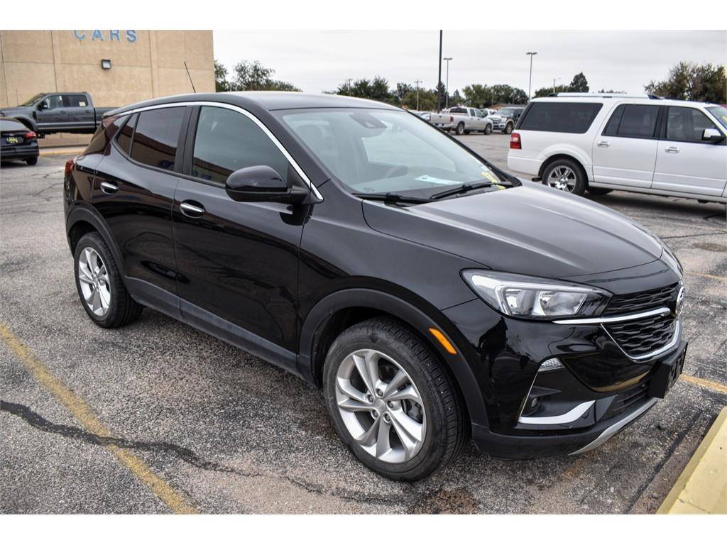 Permian_Ford's tweet photo. Raise the bar⬆️with this pre-owned 2020 #Buick #Encore GX Preferred that's nimble⚡️, intelligent🧠, and good looking😎! Come see how this vehicle can help you effortlessly take control of your life today🤩! 
Visit us today➡️: https://t.co/57xskeCilZ
#permianford https://t.co/IyTpv44Unt