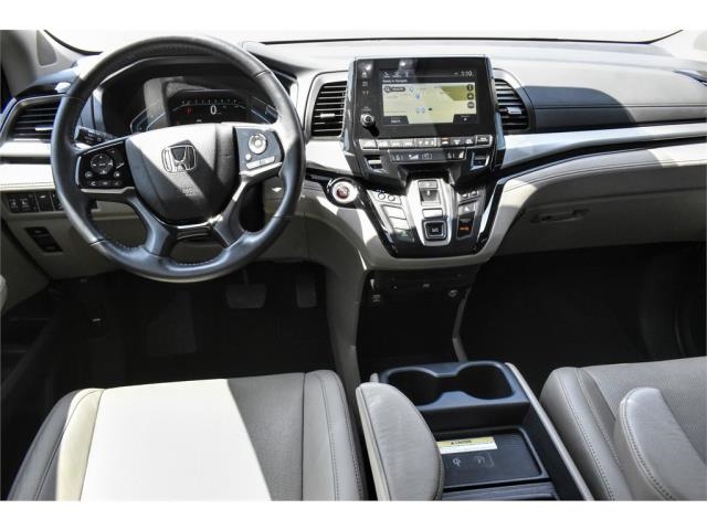 KellyG_Honda's tweet photo. Reward your family👨‍👩‍👦‍👦with this pre-owned 2019 #Honda #Odyssey Elite🤩! With room for everyone and everything💪🏼, this van has been crafted to exceed your expectations🔥! 
Check it out today➡️: https://t.co/nmqcN90mBa
#kellygrimsley #honda https://t.co/nTTVlPaiGk
