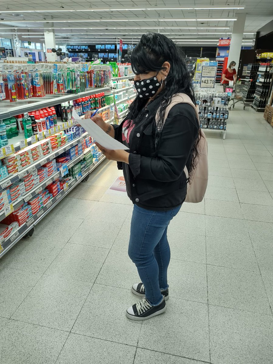 _SantaCruzAr's tweet photo. ➡Jornadas de relevamiento del Programa #PreciosCuidados en los comercios de #CaletaOlivia 🛒🔎

¡Mirá la galería de fotos! 📸 https://t.co/CYCLBMt3Nb