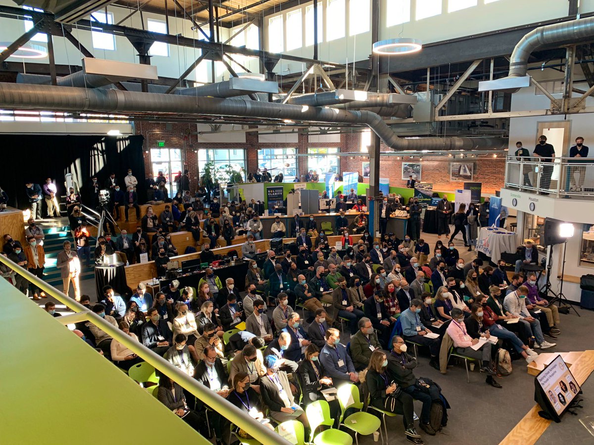 Still beaming with pride for the <a href="/GreentownLabs/">Greentown Labs</a> team after a successful #ClimatetechSummit at our HQ, in HTX &amp; via livestream yesterday 🤗 and to top it off: a #Greentown10 birthday party to celebrate one hell of a 1st decade. Here’s to the next 10 years!⚡️