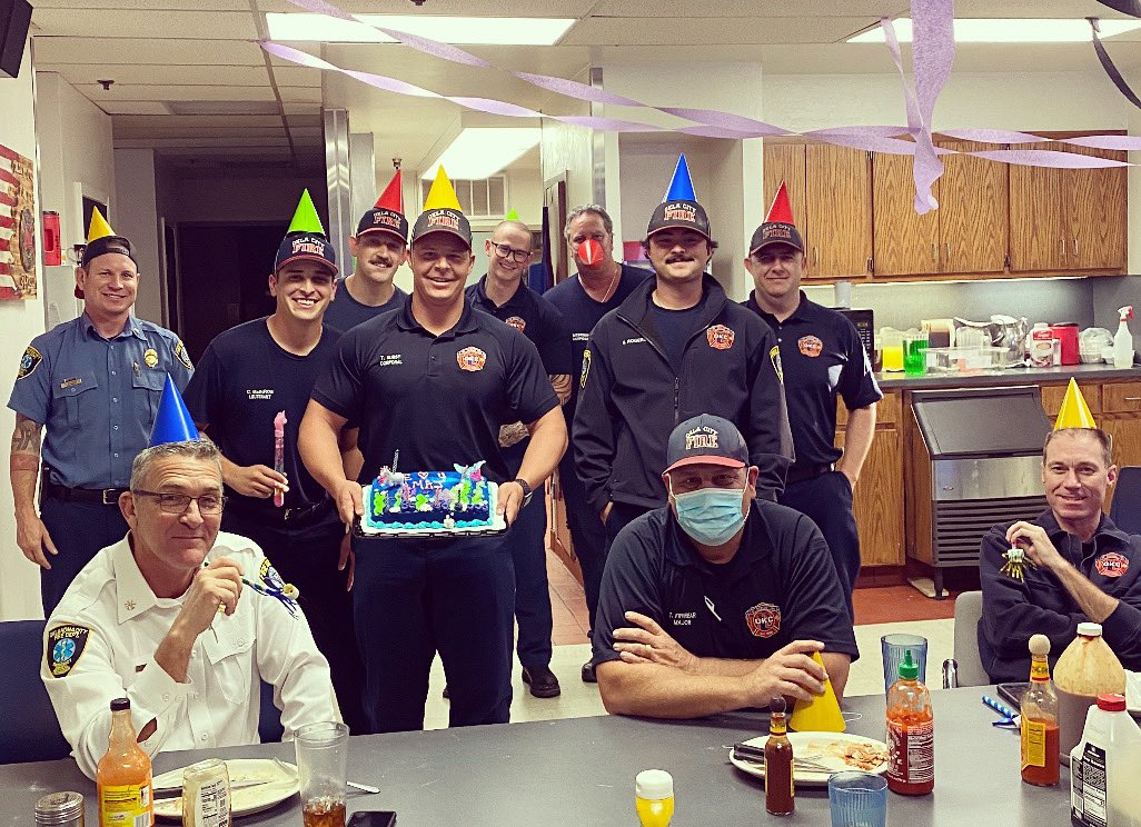 OKCFD's tweet photo. Surprise!!!  Station 1B threw a surprise birthday party for their station officer. Happy Birthday Major Fryrear! 🎂 🎈 🎉 #happybirthday https://t.co/faavdDo63M