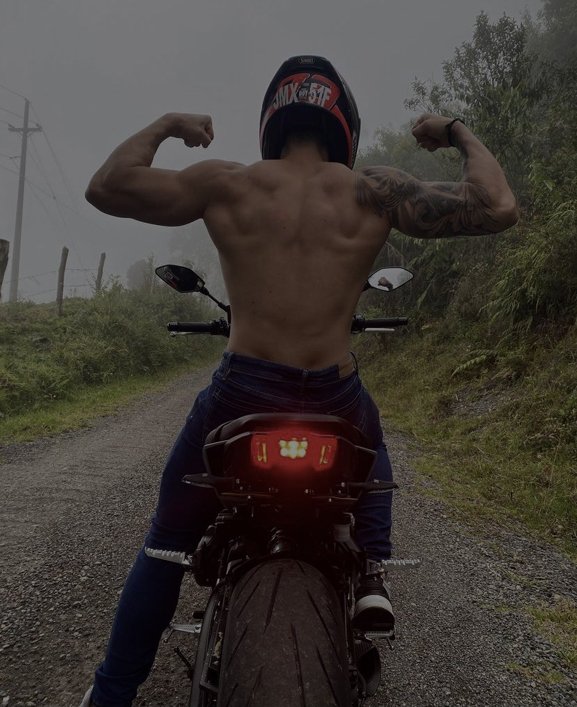 ᅠᅠ
ᅠᅠ
ᅠᅠ
ᅠᅠ
ᅠᅠ
let's ride,
𝔪𝔞𝔪𝔦.