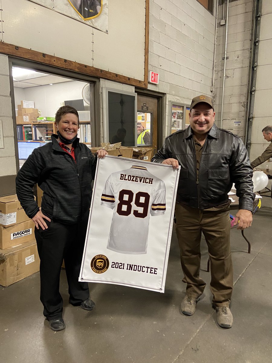 ShawneKoch's tweet photo. It’s Davenports favorite type of day- circle of honor induction of Jeff Blozevich!!  You make the world a safer place and we congratulate you on achieving this extraordinary achievement!! @jrindafernshaw @ericgriffin86 @TimPope007 @thuberb22 @East_Iowa_UPS @CarolBTome https://t.co/Lney0fjdwu