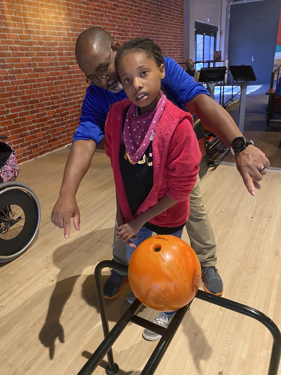 ConroeStarsCISD's tweet image. Second bowling of the day down @Bowlero Athletes are doing awesome!!!