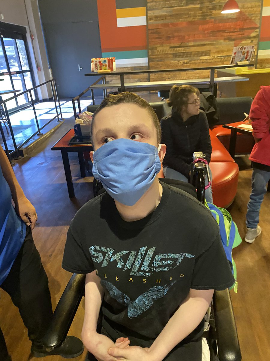 ConroeStarsCISD's tweet image. Second bowling of the day down @Bowlero Athletes are doing awesome!!!