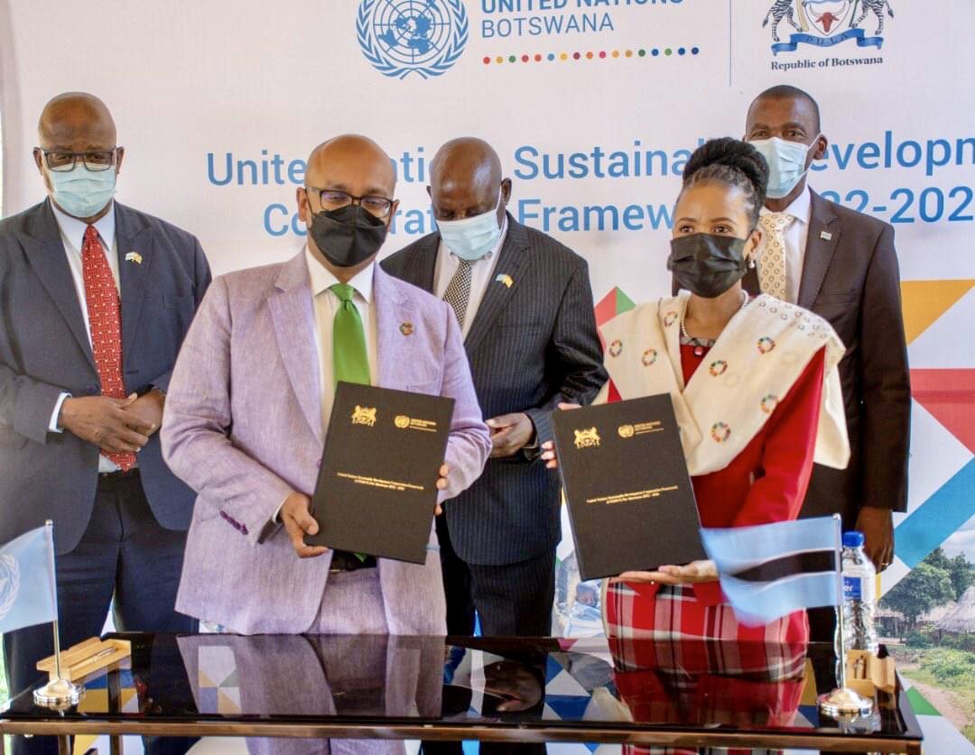 JanSadek's tweet photo. Many thanks to @MIACBW and @UN_Botswana for the nice #UNday2021 celebrations! Congratulations also to the signing of the #UN-#Botswana Cooperation Framework! The EU is happy to support the multilateral system! @Lemskwape @SeramePeggy @ZiaChoudhury
🇪🇺🇧🇼🇺🇳🇪🇺🇧🇼🇺🇳🇪🇺🇧🇼🇺🇳 https://t.co/gY0urmWpeT