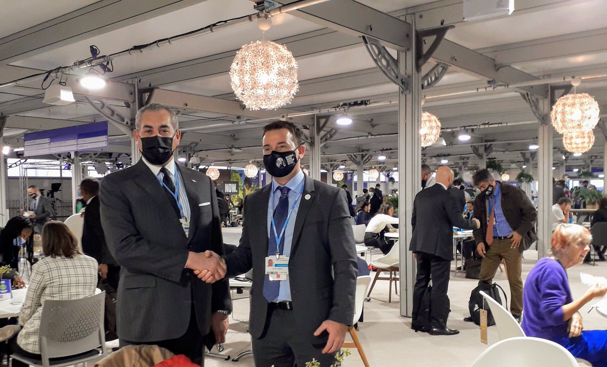 WFP_UK's tweet photo. #Iraq is the fifth most vulnerable country to climate change, making #ClimateAction so important in order to protect biodiversity, crops and livelihoods.

Here at #COP26  @WFP delegates met with the Environment Minister Hammadi to discuss climate resilience and adaption.🌱 https://t.co/qfpiKYsyNp