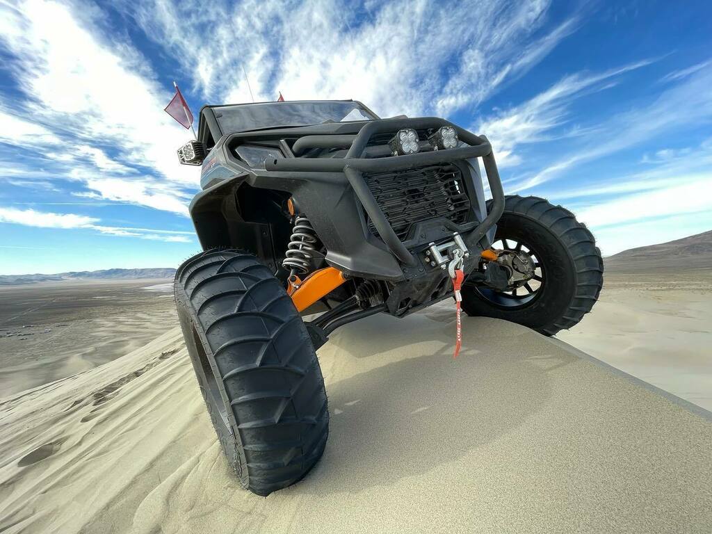 UTVGuide's tweet photo. #FrontEndFriday from Sand Mountain Nevada
.
.
#canamoffroadlivin @canamoffroad @system3offroad @shocktherapyusa @buggywhipinc @assaultutv @bajadesigns @ssvworks @factory_utv @evo_powersports @ruggedradios #sandmountain #ss360 https://t.co/yb4KpRG5GH https://t.co/fliAK7nKtj