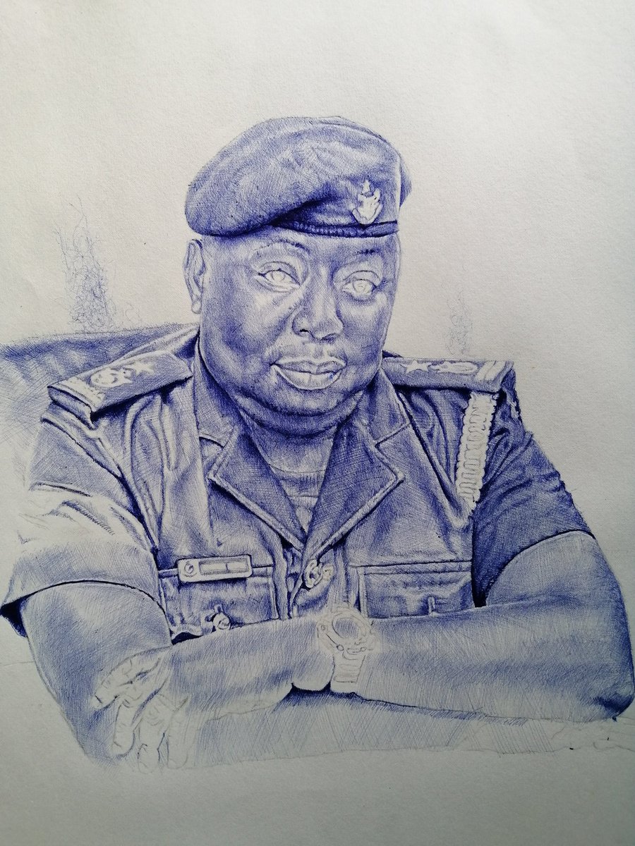 JoeOppan's tweet photo. I draw what I see with bic pen and this work is in progress #art. RT https://t.co/yf38Iae39m