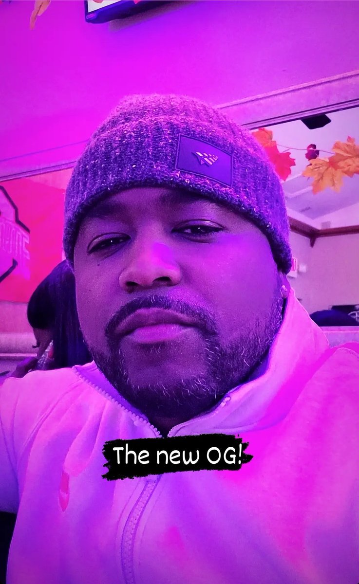 TreMainEvent_'s tweet photo. Cut my beard off and it's growing back gray af! 🤣🤣  #Platinums #TheNewOg https://t.co/ONkn7LBNx5