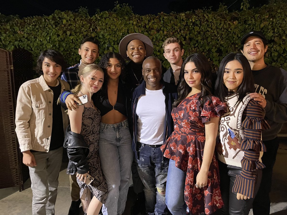 AdamSelkowitz's tweet image. Way to go, Phill! RT @ThePhillLewis: The class of #HeadoftheClassMax @Isabella_Gomez @brandon_severs @VDOOZER watch all the episodes on #HBOMax you might even see a familiar face pop up one of the episodes??