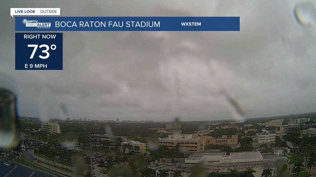 KateWentzelWX's tweet photo. Keep your umbrellas handy this afternoon!  Rain expected to continue through this evening.  Windy and cooler for the weekend! #flwx https://t.co/lx7S5lq4oK
