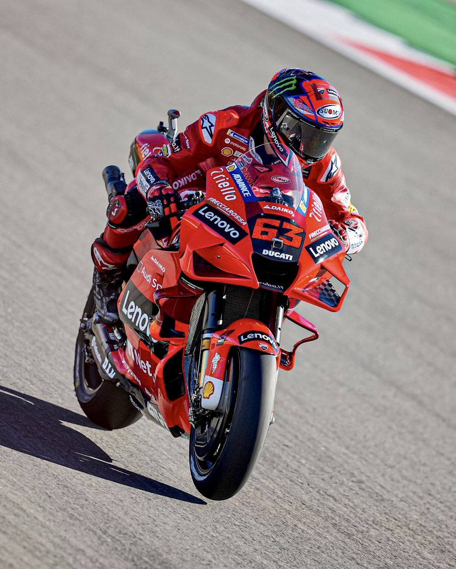 PeccoBagnaia's tweet photo. #AlgarveGP 🇵🇹 

Day one: P2 (1’39”522) +0.132 

PortiWAO 😎🎢 

#GoFree #forzaducati https://t.co/IlZShkelNq