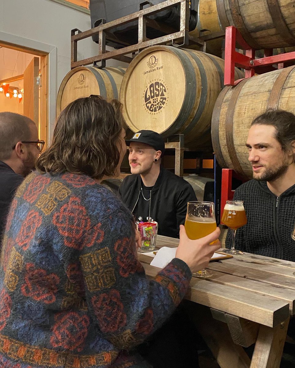 CampervanTap's tweet photo. Amazing weekend ahead at Campervan Taproom!! 🎶🥪🍺

👉🏽Live music from local musician Tim on Saturday between 6pm and 9pm. 

👉🏽Our friends from 305 Kitchen will be serving food on Friday and Saturday 4pm til 10pm. 

👉🏽As always fresh craft beer 🍺 https://t.co/v65aae8aZi