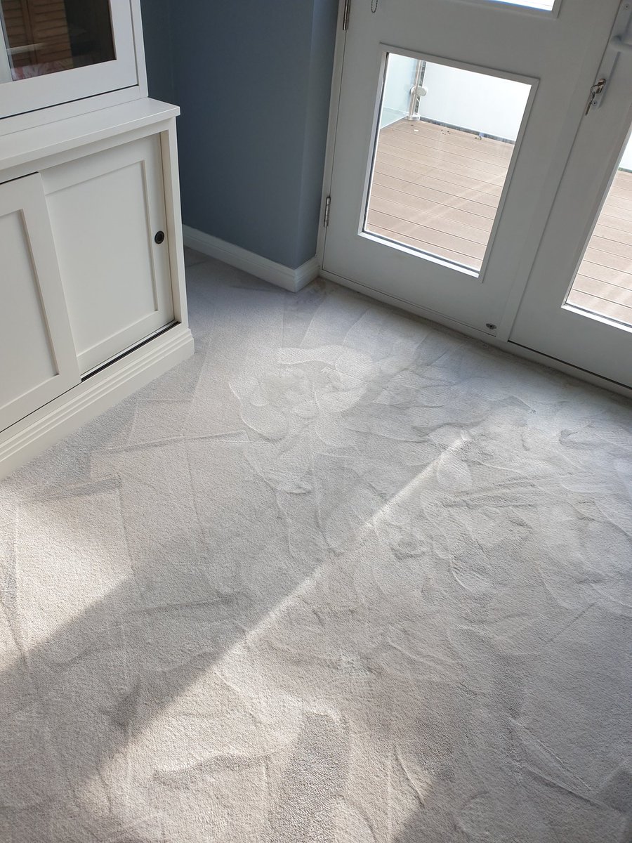 JlgrantA's tweet photo. We have many tradesmen this is work they have completed in Kensington we provide a 24/7 service so please feel free to contact us on mobile;07513692049 our prices are competitive with a high standard of workmanship throughout. https://t.co/vB7TN070Ab