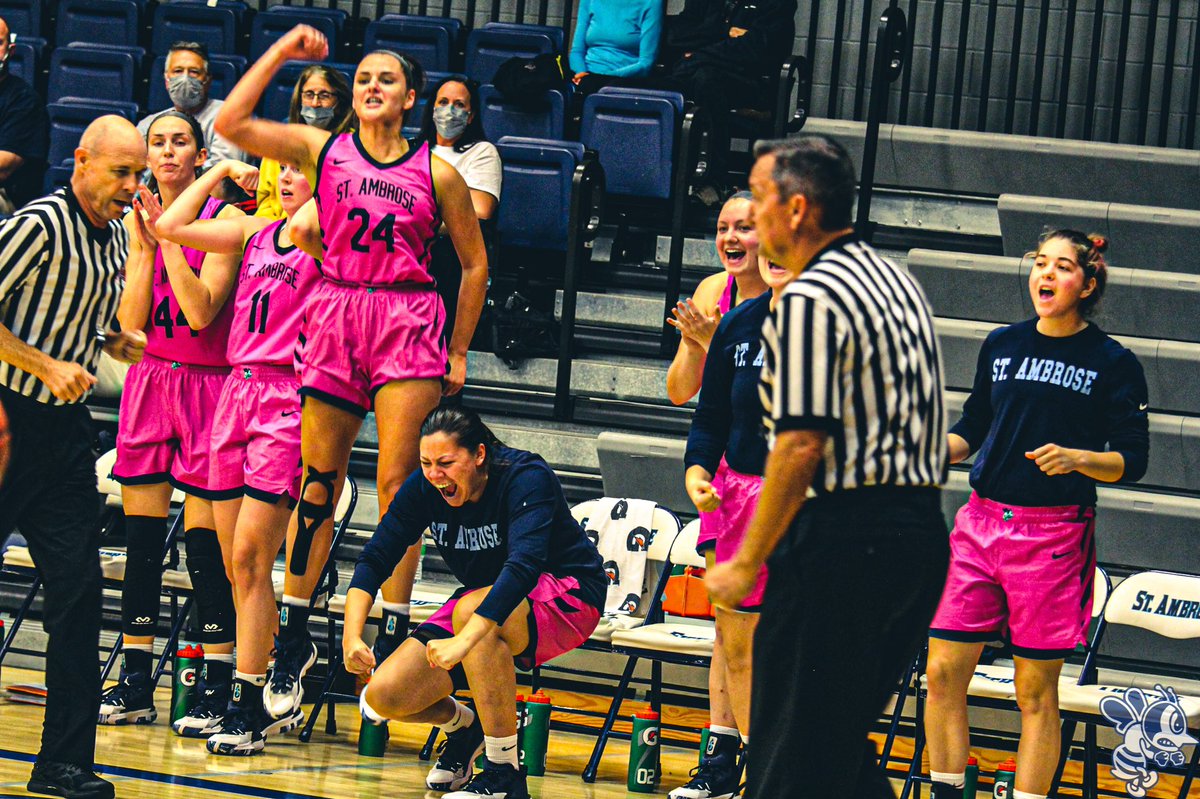 Two games in, and I am ✨LIVING✨ for <a href="/SAUWBB/">SAU WBB</a> bench reactions

#BringTheSting 🐝