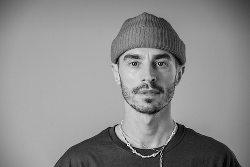 .<a href="/Me_Is_Boyd/">David Boyd</a> fans snag some insight from the #singersongwriter about recent single #StayorWalkAway reading Editor <a href="/NotYerAvgChick/">Jamie Steinberg ♡</a>'s exclusive interview at starrymag.com/david-boyd-sta…! #indiepop