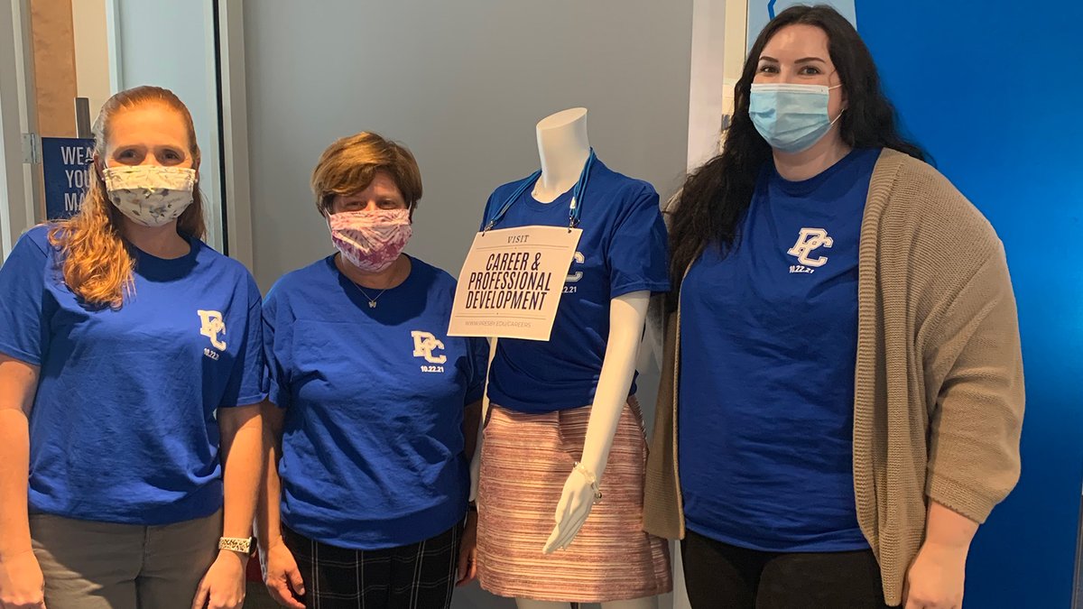 presbycollege's tweet photo. #FlashbackFriday: Wishing we could experience our Inaugural Celebration week all over again! A huge thank you to all of our PC faculty and staff who helped make that week possible! 👏 💙 🎉  #GoBlueHose #BluePrideFriday #PCInaugurationWeek https://t.co/9iTX0FbDRi