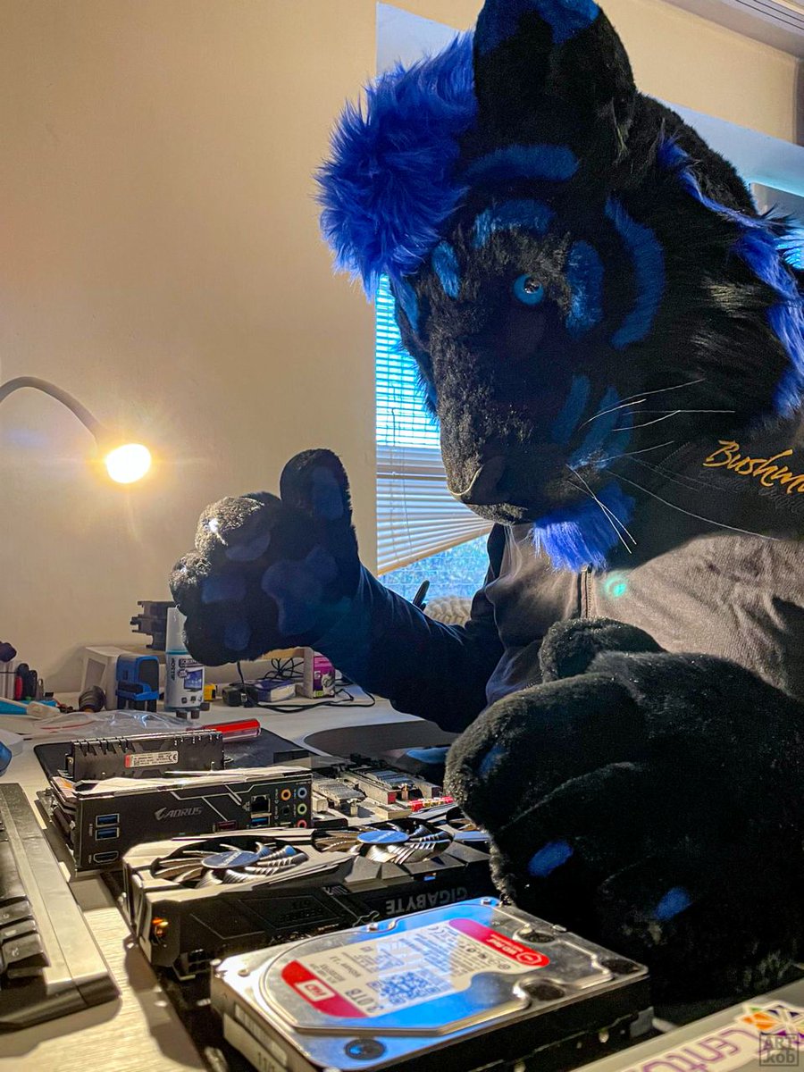 TharoCZ's tweet photo. Techie tiger
📷 @ElaborateBeast

#fursuitfriday #furry #furryfandom #fursuit #Happyfursuitfriday #furries #fursuiter https://t.co/AEaAoXzzSJ