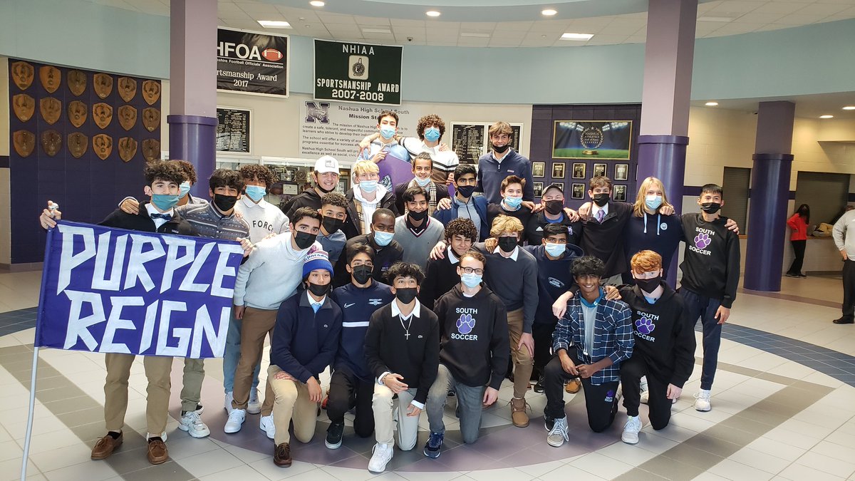 Send off of Nashua South Boys soccer before tonight's championship game!!!