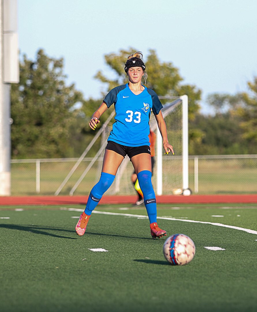 BethanyWSOC's tweet photo. In honor of #NationalJerseyDay we wanted to share some action shots representing the crest 🇸🇪 https://t.co/N7WT97Kark