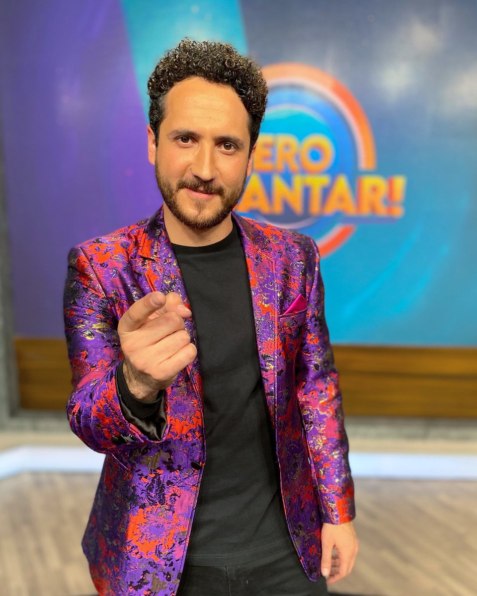 VengaLaAlegria's tweet photo. ¿Qué calificación le pones a la presentación de @DeRubensP en este viernes de eliminación de “Quiero Cantar”? 🙌🏻🎉🕺🏻🎤📺 #QuieroCantarDespide https://t.co/15rj4n4NzZ