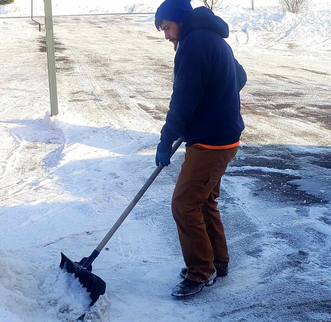 Squeegee Squad of Western Wisconsin (WWSqueegeeSquad) Twitter