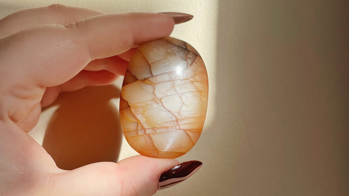 whimsycrystals's tweet photo. flashy peach moonstone palms are hitting my store in just under 2hrs!! 🌅✨🍑 https://t.co/EUrDsUwwa5