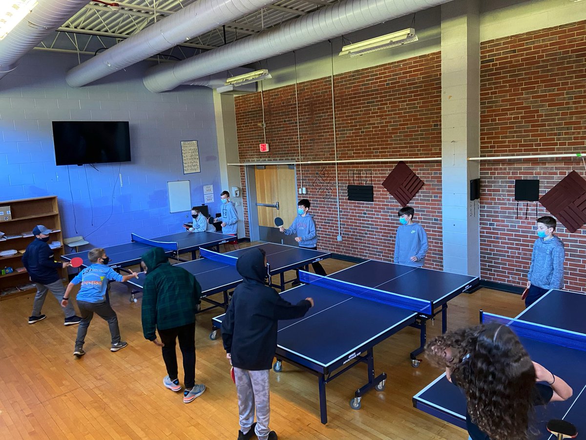 Our Grade 6 “Wellness Plus” class got to try out our new Table Tennis 🏓 set up in the back activity room. Lots of Friday excitement and enthusiasm 🙌 Happy Weekend 😊 🍁 🍂 ☀️ <a href="/BlakeWellness/">Blake Wellness</a> #medfieldps #bmsed