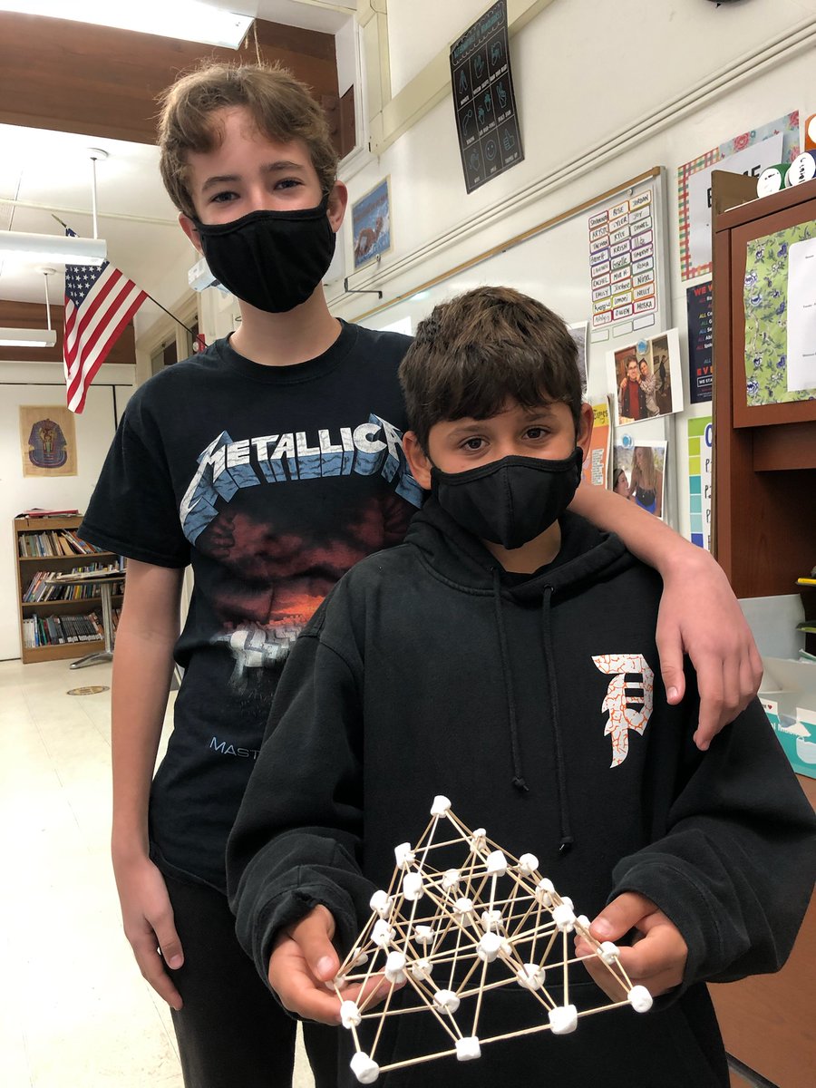 SabrinaLBaker's tweet image. This is why no one believes me that he's only 11. He towers over every other kid his age. Granted this friend is on the shorter side but still.... #tallkid #iswearhes11