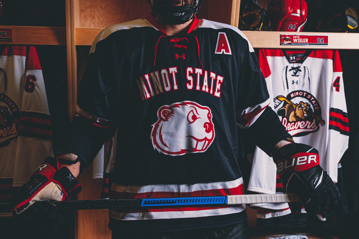 Minot State Men's Hockey tweet media