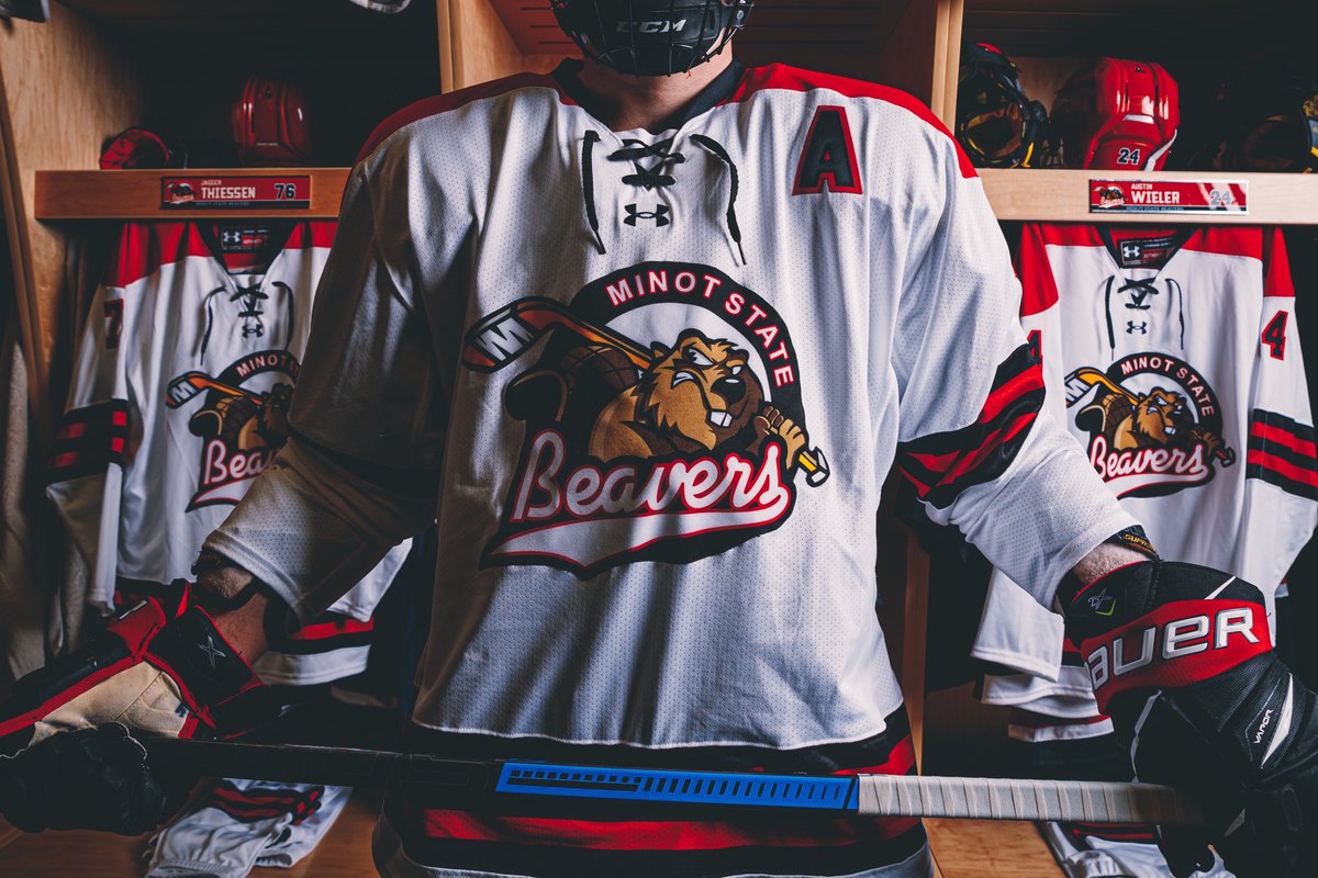Minot State Men's Hockey tweet media