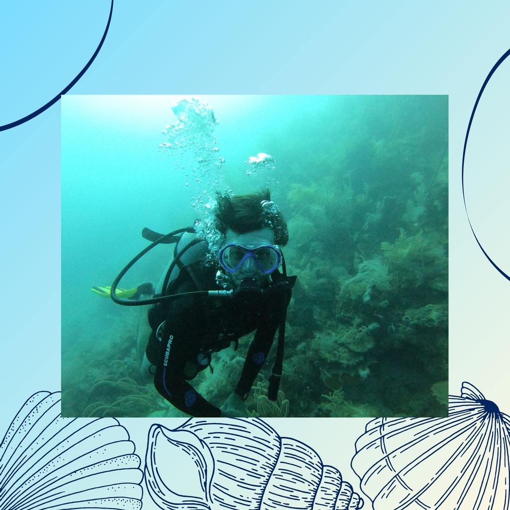 Have_A_Wild_Day's tweet photo. When it comes to working in the deep sea research teams head out for weeks to months on research cruises and work round the clock collecting samples and data to make the most of the precious field cruise time!

#HaveAWildDay #WACPodcast #WildWednesdays #deepseacorals #edgeeffects https://t.co/1pAITQGko7