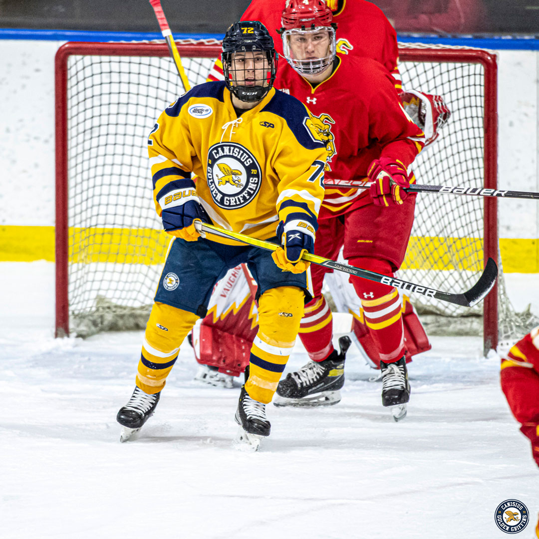 GriffsHockey's tweet photo. Ready for conference play.

#Griffs | #NCAAHockey https://t.co/csi3mVQ7gD