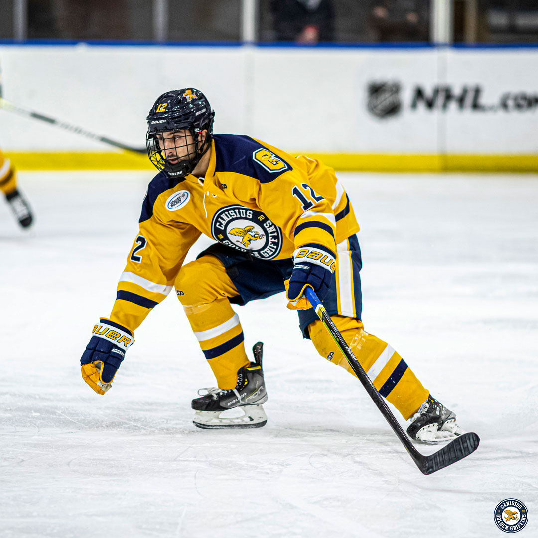GriffsHockey's tweet photo. Ready for conference play.

#Griffs | #NCAAHockey https://t.co/csi3mVQ7gD