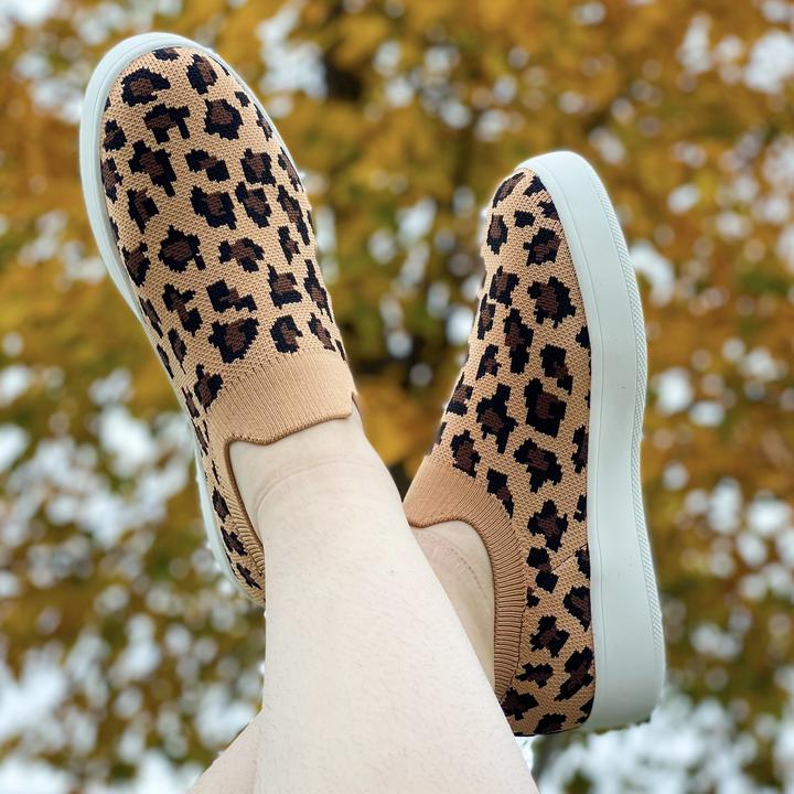amby_e's tweet photo. You can just slip right into this trend
#slipin #trendy #leopard #leopardprint #slipinshoe https://t.co/00471RKJKu