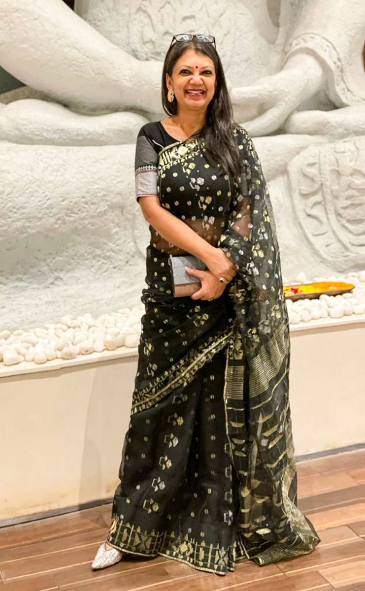 DByphoenix's tweet photo. #Diwali2021 #AboutLastNight #dhakai #jamdani 
Celebrations in dhakai...
#FestivalOfLights #saree #FestiveSeason #SareeTwitter #diwalivibes #DiwaliAsPerViratKohli #sustainability https://t.co/AKGQFJrCX4