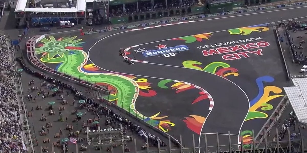 AuRupteur's tweet photo. C’est vraiment stylé. #MexicoGP #F1 https://t.co/xwYIPvt3zp