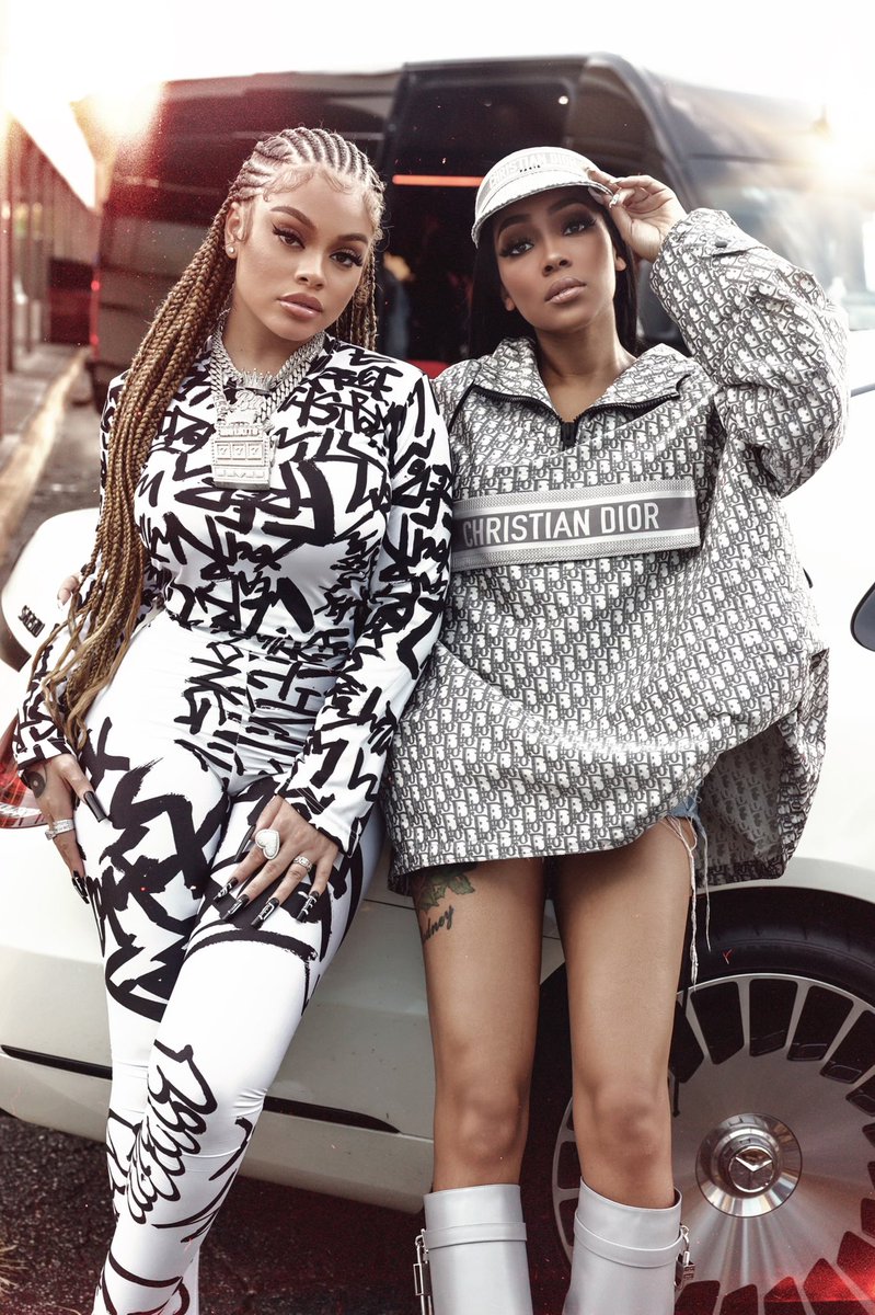 Latto's tweet photo. Bitch we from da SOUFSIDE. @MonicaDenise https://t.co/CIAYct7ztL