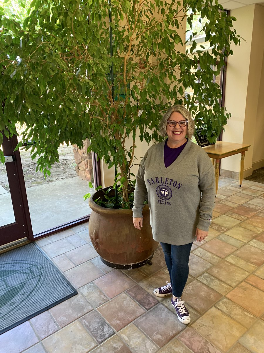 We ran into college colors at the <a href="/KellerISD/">Keller Schools</a> Ed Center today. First beautiful face we saw supporting <a href="/KellerISD_CCMR/">Keller ISD College, Career & Military Readiness</a>! #CelebrateKISD