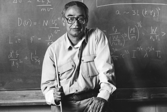 NNSANews's tweet image. Fred Begay, the first #Navajo and Native American to receive a PhD in #physics, worked at @LosAlamosNatlab. Begay’s primary field of research was in thermonuclear plasmas, and he contributed to @NASA’s high-energy gamma ray project. #NativeinSTEM
lanl.gov/museum/news/ne…