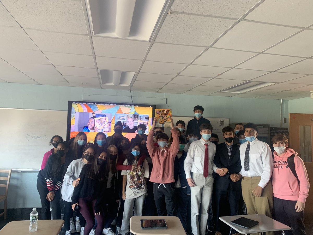 letsmosiealong's tweet photo. Round 2 with @Flipgrid and @TheAmandaGorman - Period 8 English 10A read and discussed Change Sings. Be the change you wish to see in the world! https://t.co/9UcGWjyNe9