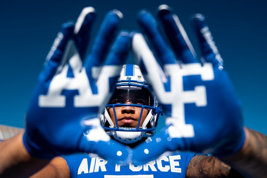 AF_Falcons's tweet photo. Proud to rep the 🔵⚪️

#BeatArmy https://t.co/sDyBZJwX15